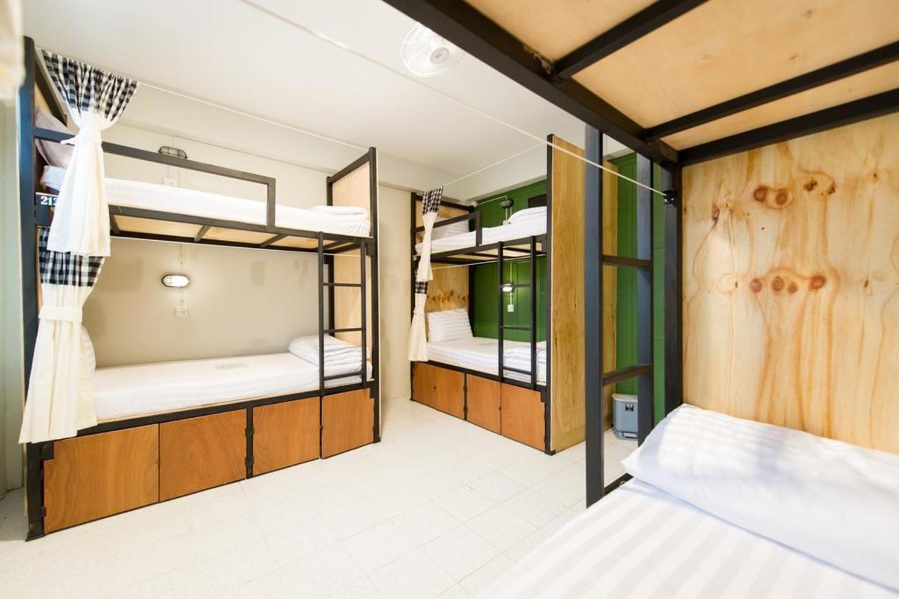 The Neighbors Hostel (Adults Only) Phuket Kültér fotó
